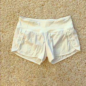 Lululemon Run Times Shorts size 6